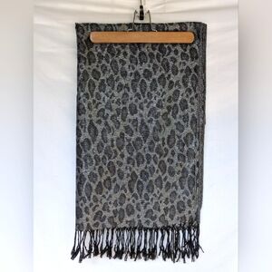 Large Animal Print Gray Scarf